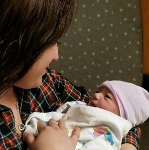 Meet your Posher, Macie